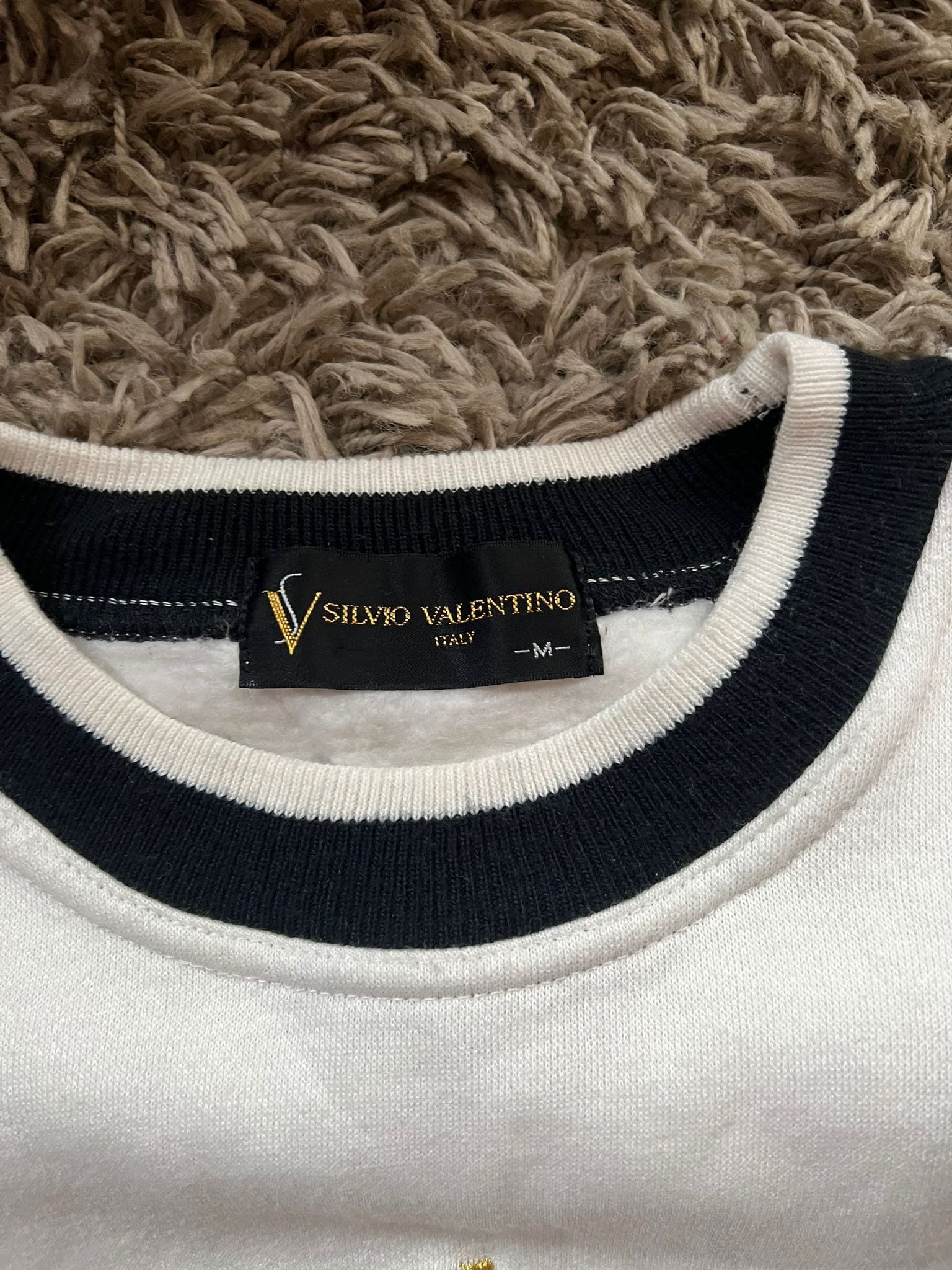Silvio Valentino – Weißes Sweatshirt mit gesticktem Logo