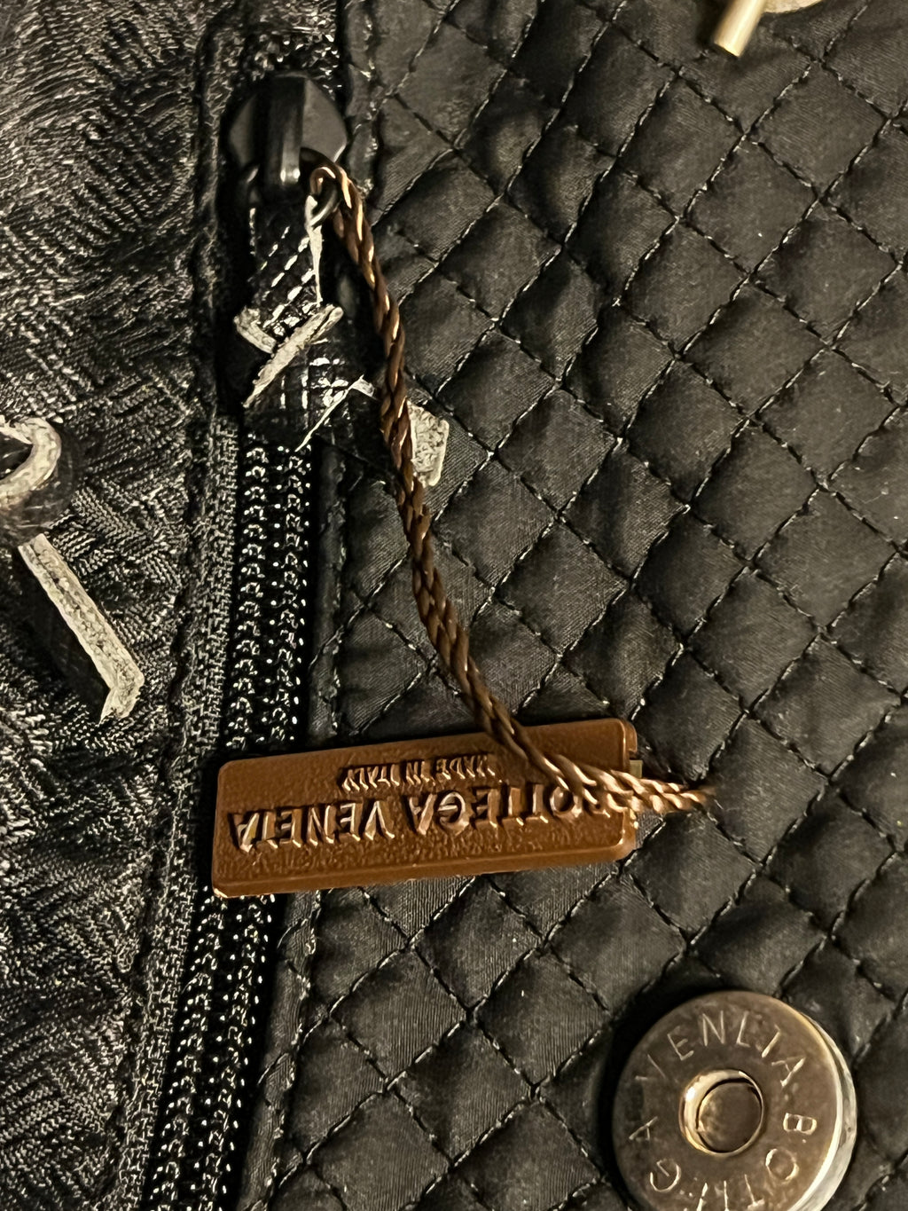 Bottega Veneta Schultertasche schwarz gesteppt
