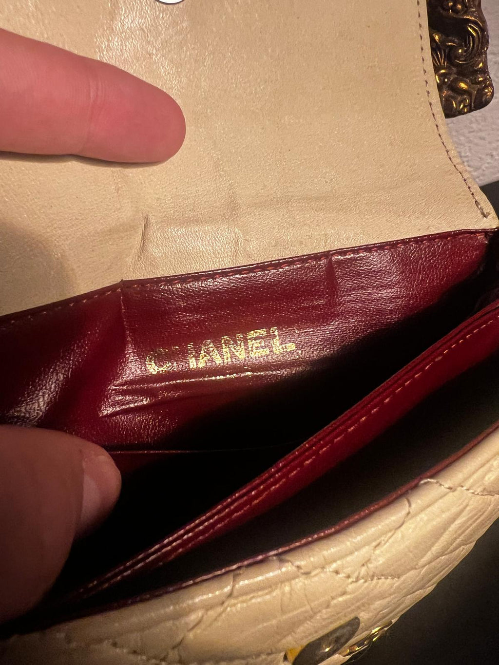 CHANEL Vintage Camera Bag mit Quaste – Lambskin Leder, Cremefarben