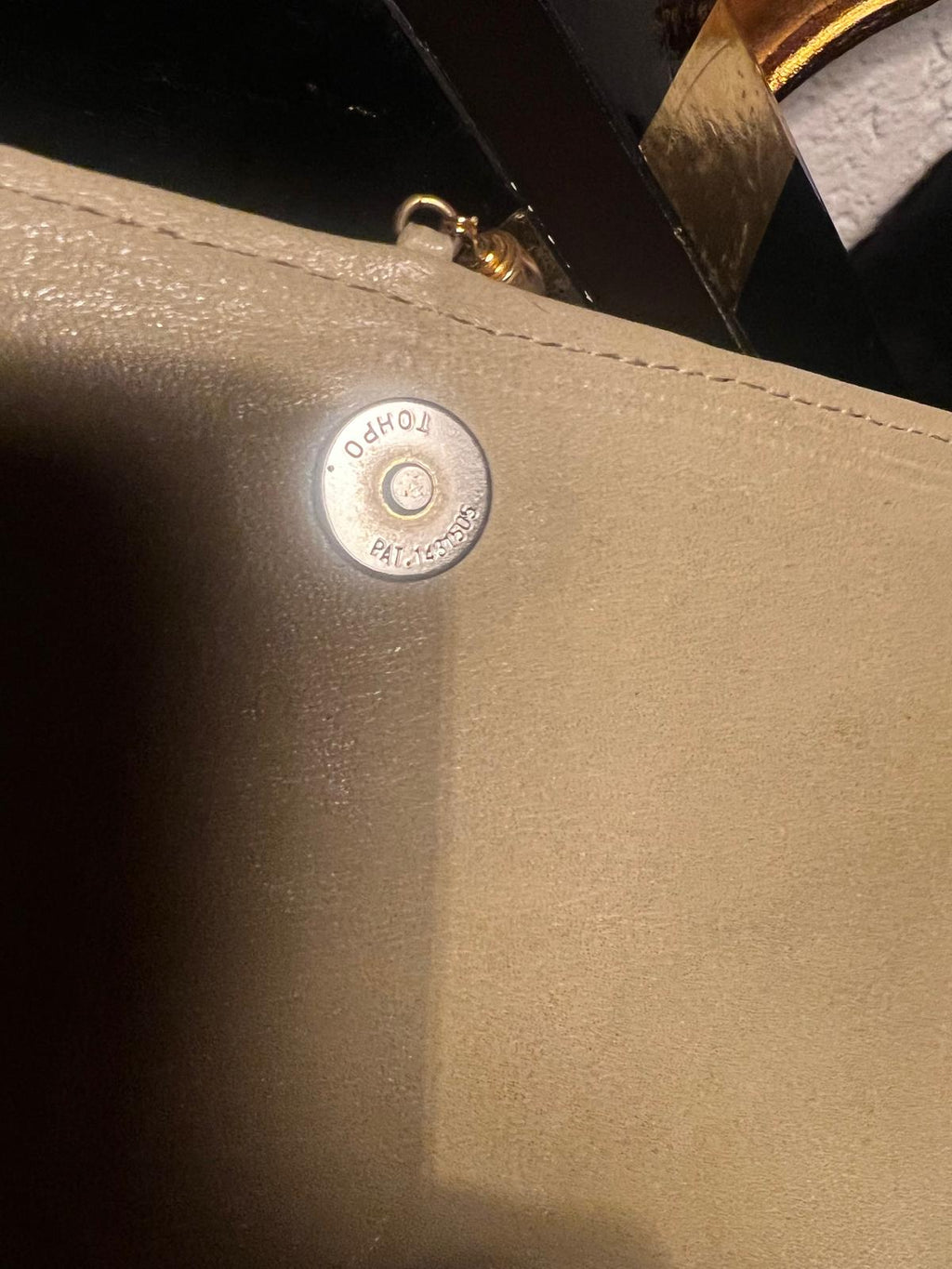 CHANEL Vintage Camera Bag mit Quaste – Lambskin Leder, Cremefarben