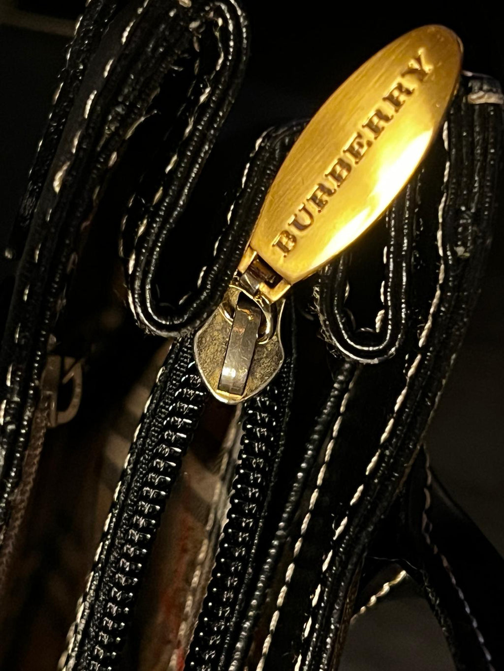 BURBERRY – Klassische Vintage Handtasche mit ikonischem Check-Futter