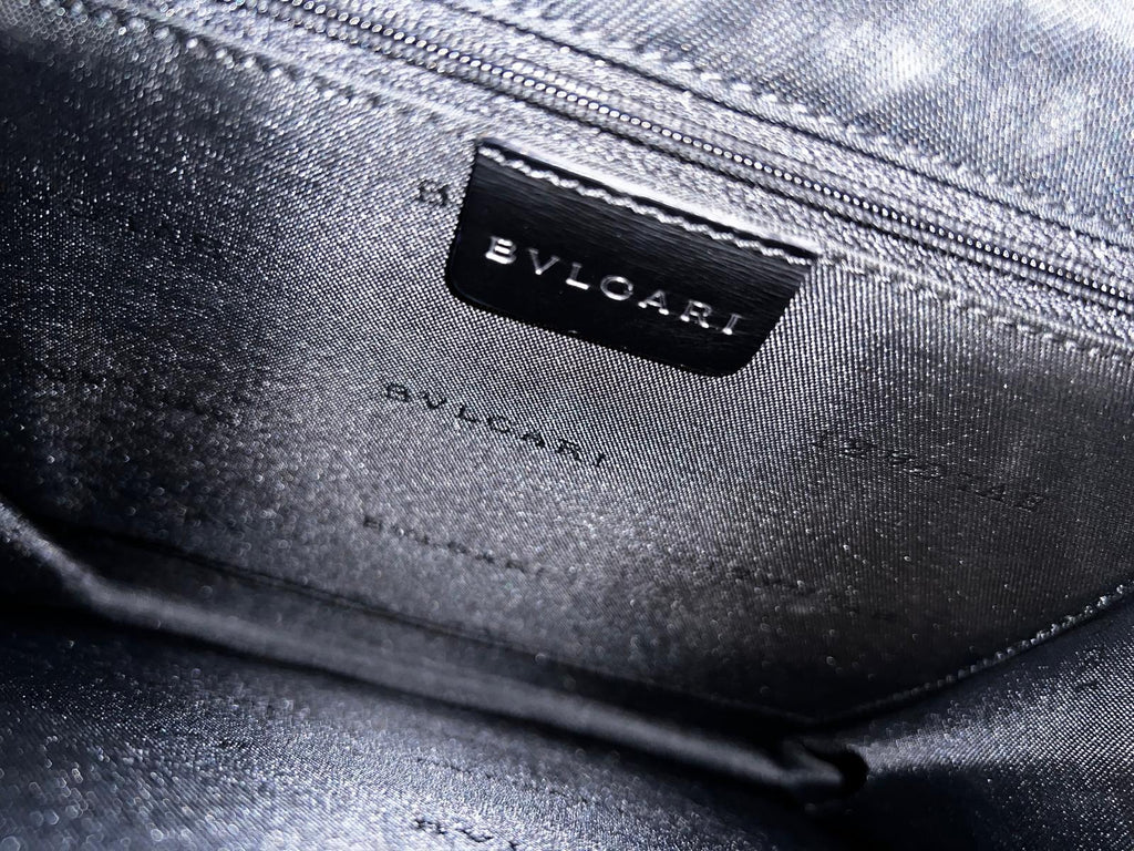 BVLGARI – Elegante Vintage Handtasche aus Nylon & Leder