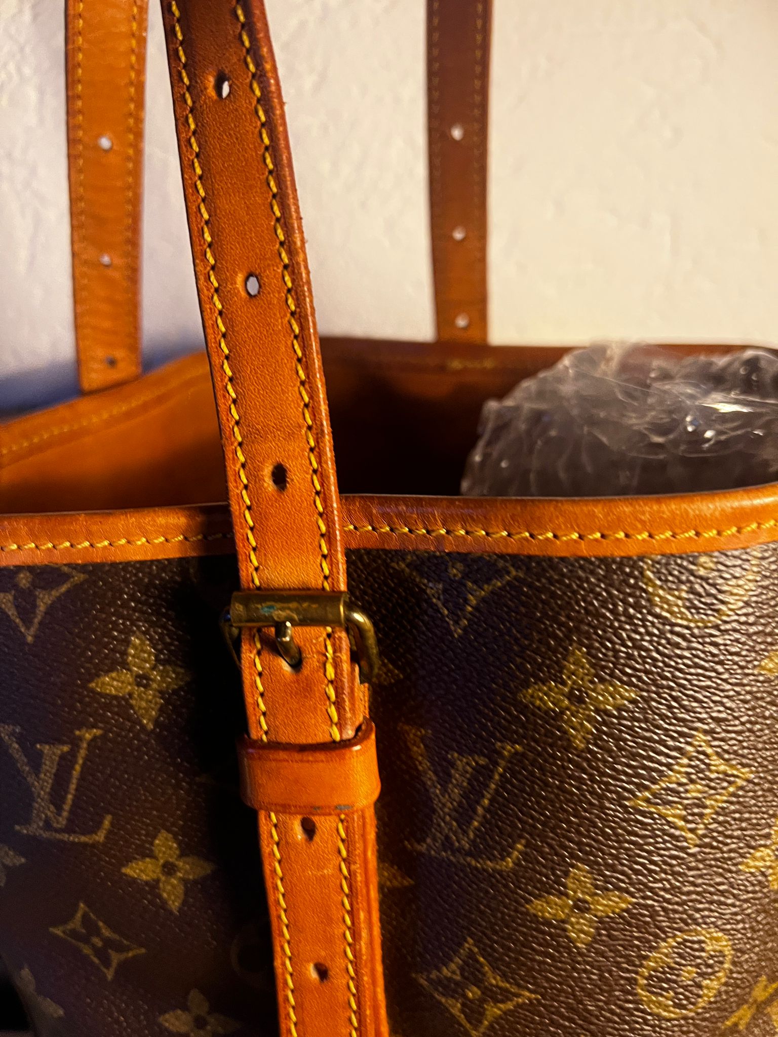 Louis Vuitton Monogram Bucket Vintage + Dustbag