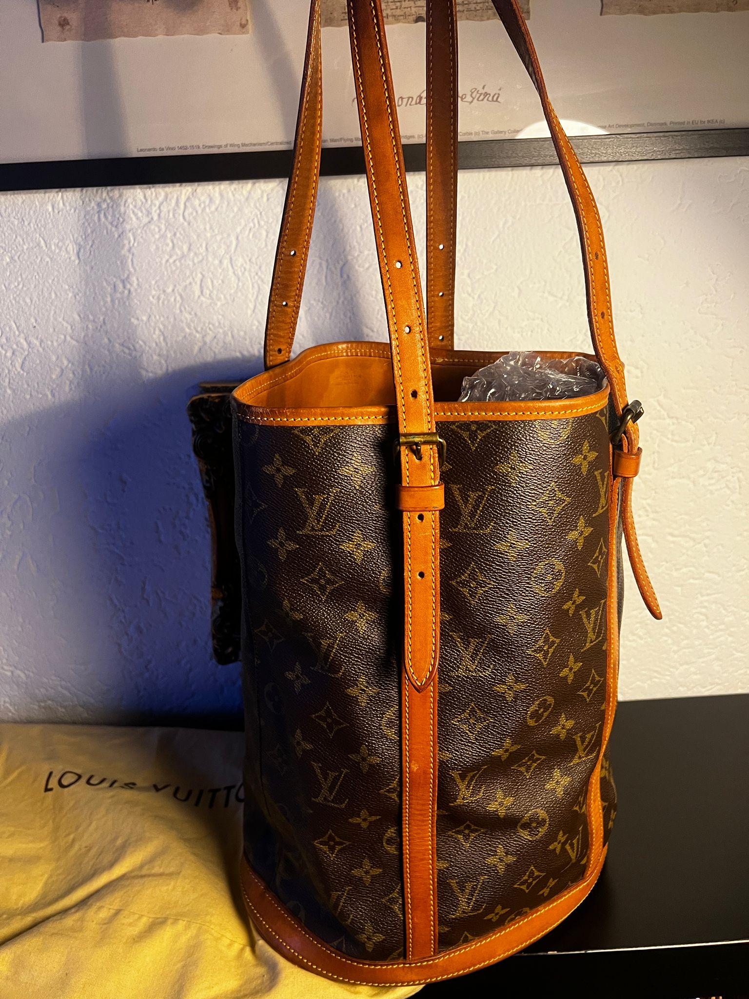 Louis Vuitton Monogram Bucket Vintage + Dustbag