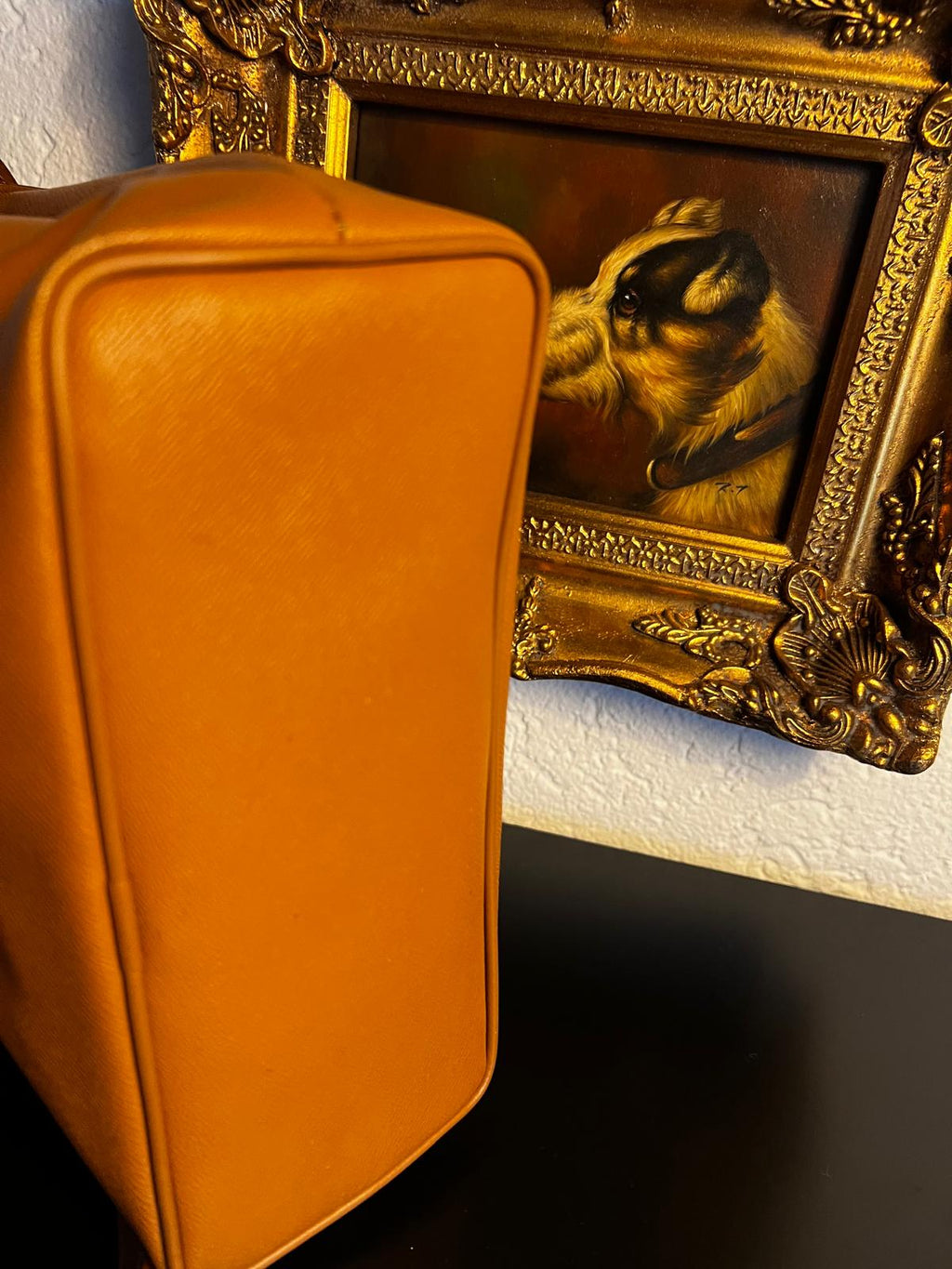 Nina Ricci – Cognacfarbene Leder-Schultertasche