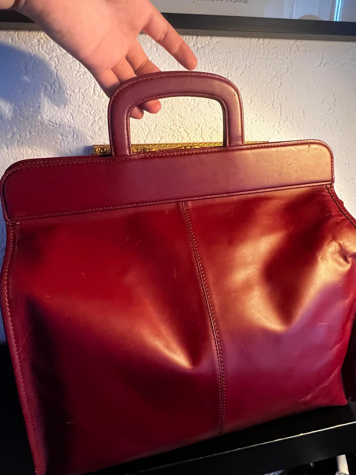 Vintage Leder-Arzttasche (Bordeauxrot)