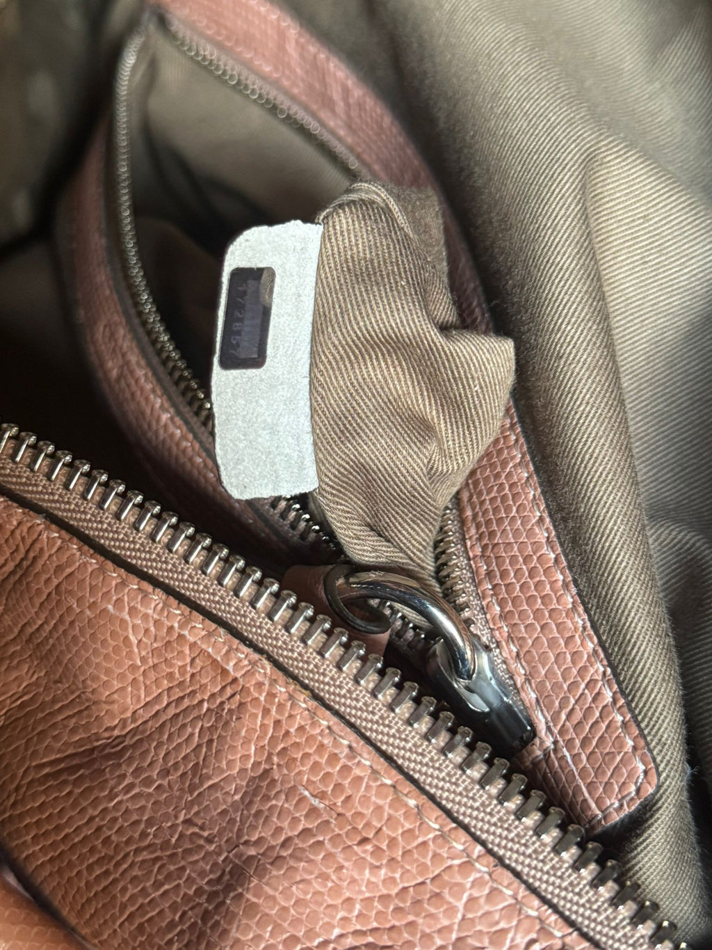 Chloé – rosébraune Leder-Satchel mit Logo