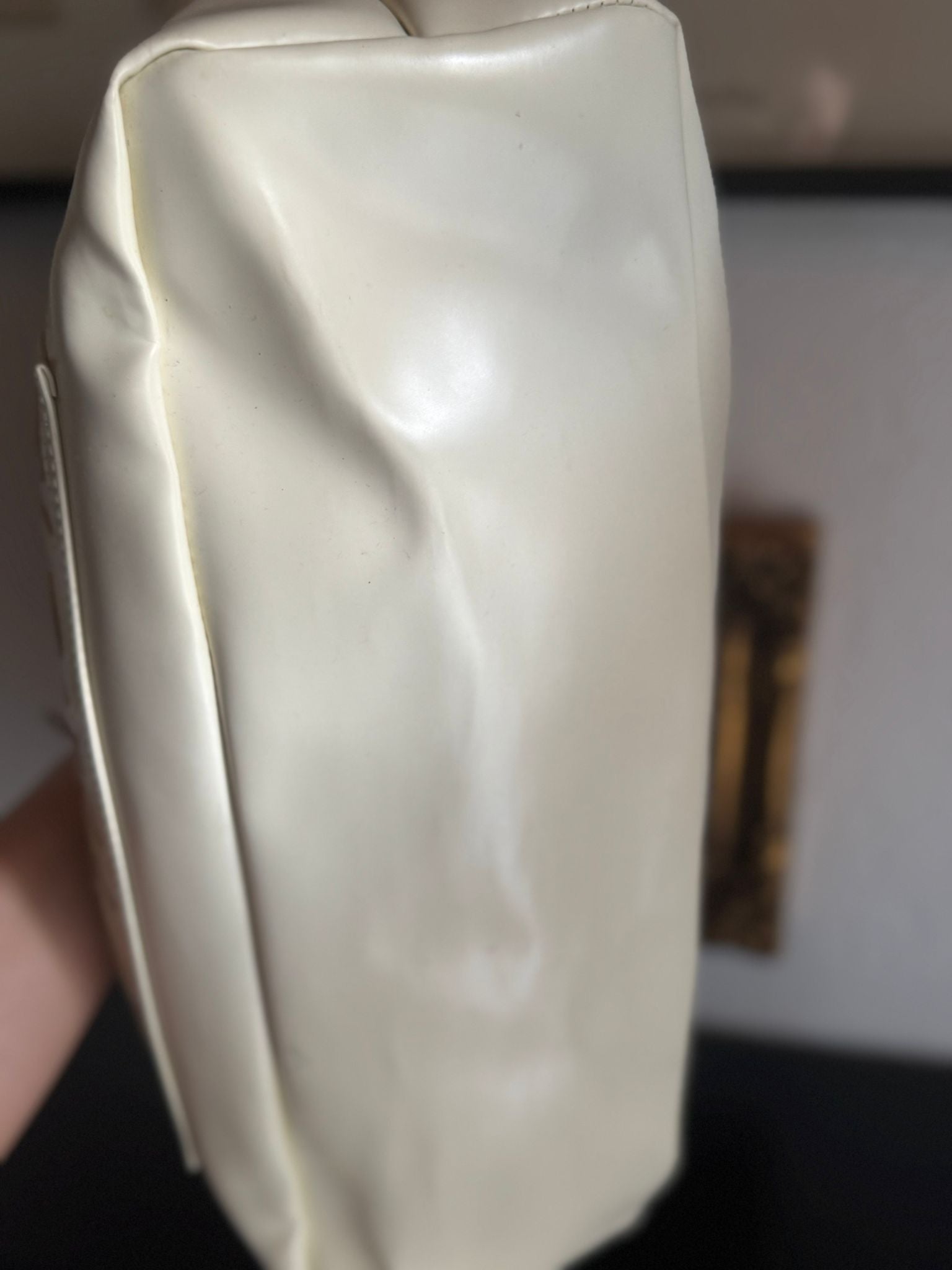 See by Chloé – cremefarbene Tote Bag mit großem Logo