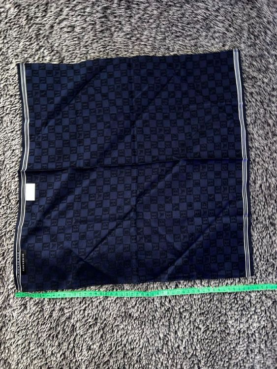 Burberry Designer-Tuch mit dezentem Monogramm – ca. 47 × 47cm
