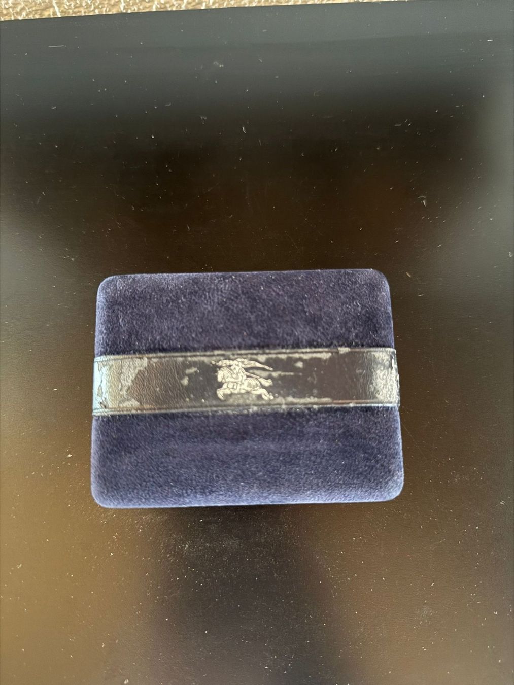 Burberrys Krawattenklammer mit Box