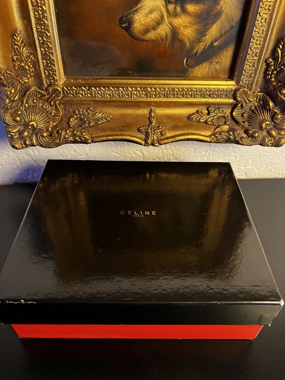 CÉLINE Kosmetiktasche mit Seidentuch – Geschenkset