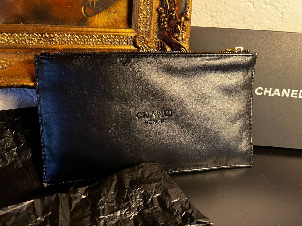 Chanel Beauty – Schwarze Clutch / Kosmetiktasche