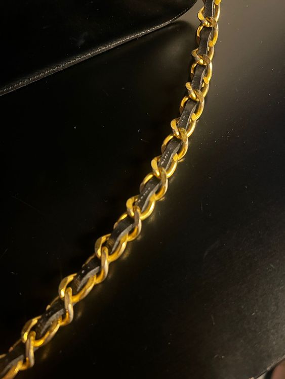 Chanel Vintage Classic Flap Bag - Schwarz / Gold 25cm x 18cm