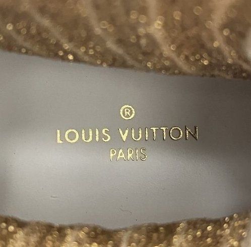 Louis Vuitton goldfarbene Sneaker Gr. 38 1/2 ca. 24.5 cm NEU