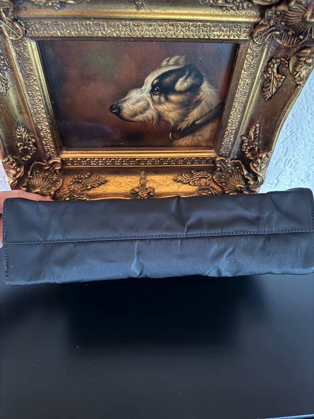 Prada – Schwarze Nylon Schultertasche mit Lackleder