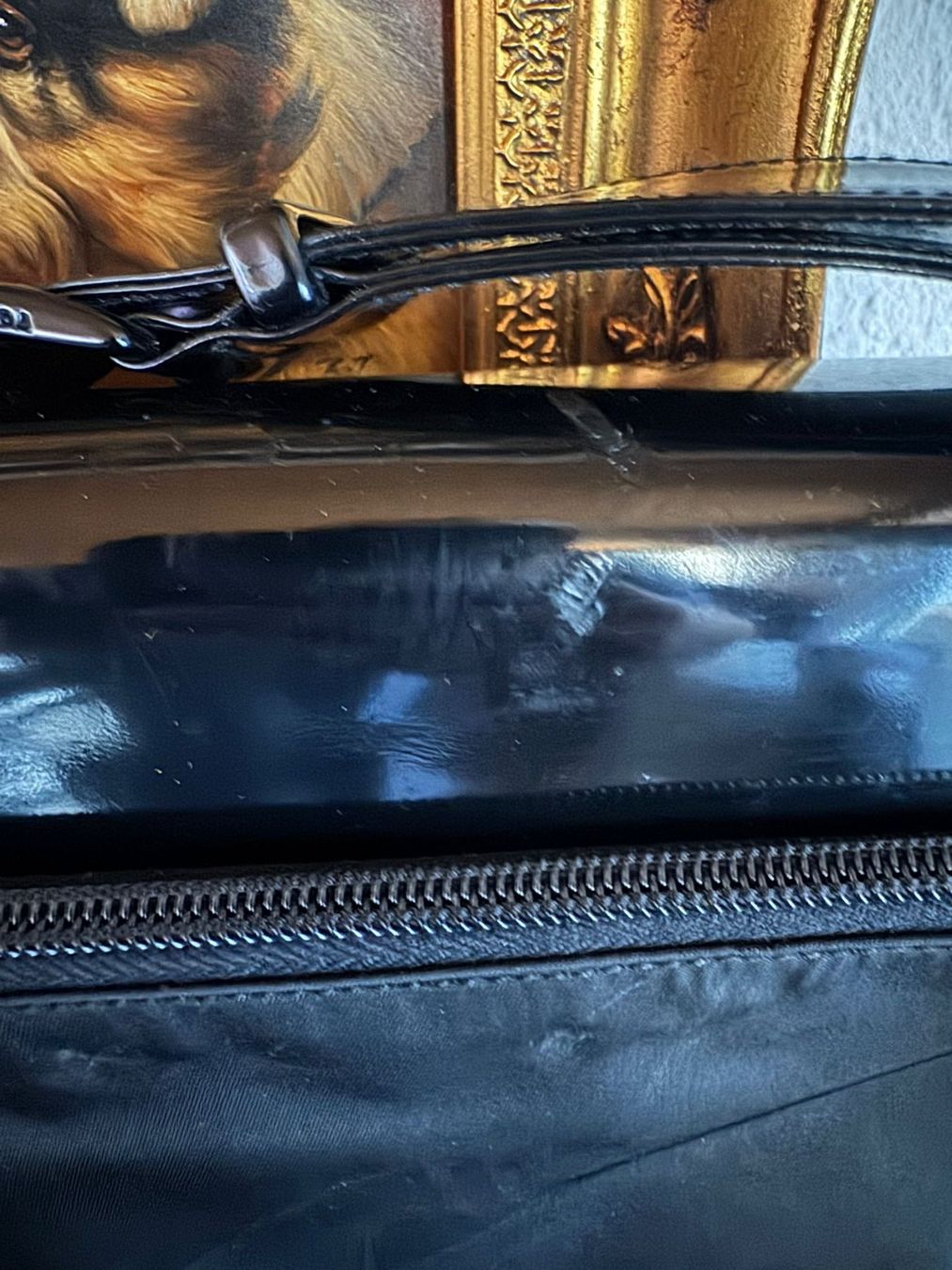 Prada – Schwarze Nylon Schultertasche mit Lackleder